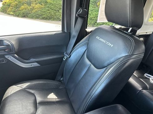 Used 2016 Jeep Wrangler Unlimited Rubicon AWD/4WD image 20