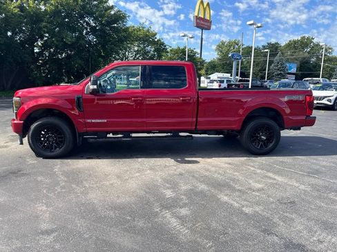 Used 2022 Ford F350 Lariat w/ Black Appearance Package AWD/4WD image 4