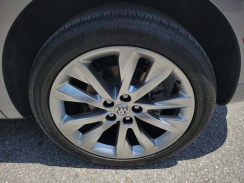 Certified 2023 Buick Envision Avenir AWD/4WD image 37