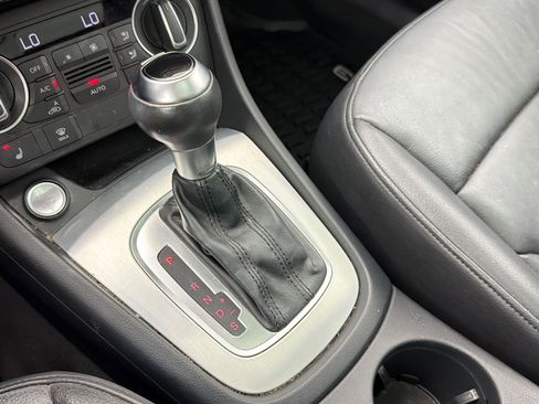 Used 2018 Audi Q3 2.0T Premium Plus w/ Premium Plus Package AWD/4WD image 17