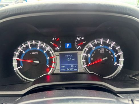 Used 2017 Toyota 4Runner SR5 Premium AWD/4WD image 13