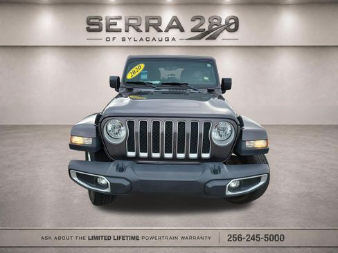 Used 2020 Jeep Wrangler Unlimited Sahara AWD/4WD image 2