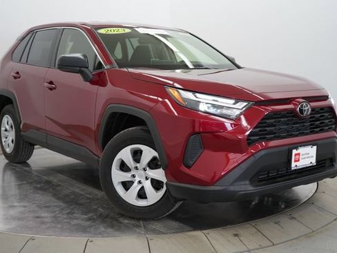 Used 2023 Toyota RAV4 LE image 3