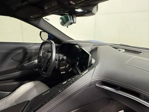 Used 2023 Chevrolet Corvette Stingray Coupe image 24