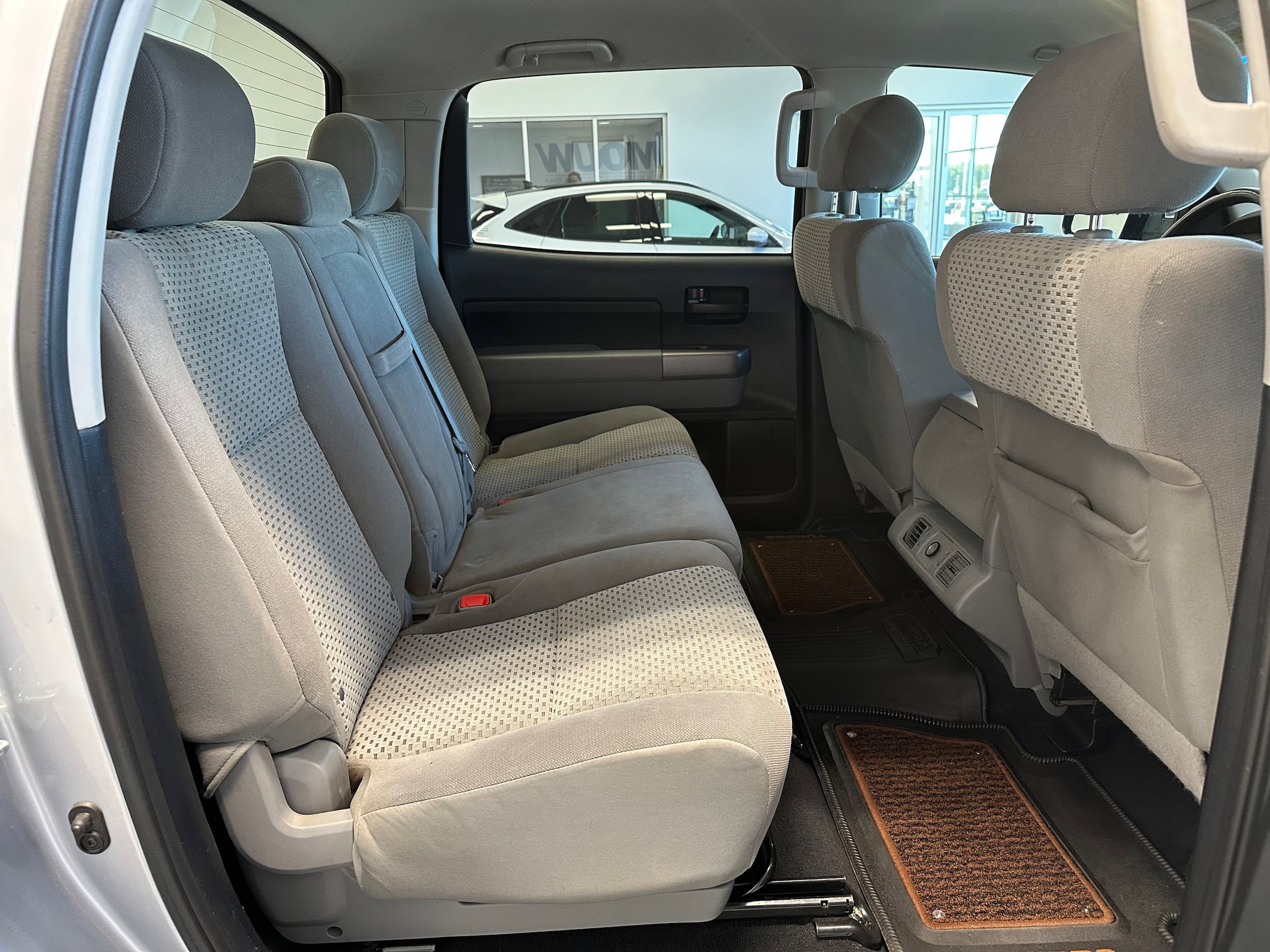 Used 2012 Toyota Tundra 4x4 CrewMax w/ Tow Pkg image 13