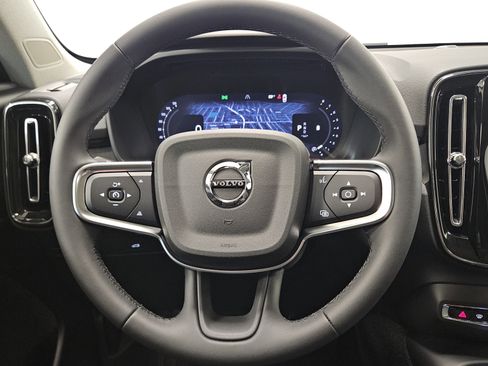 New 2026 Volvo XC40 B5 Plus w/ Protection Package Premier AWD/4WD image 41