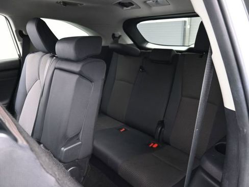 Used 2024 Toyota Highlander LE image 26