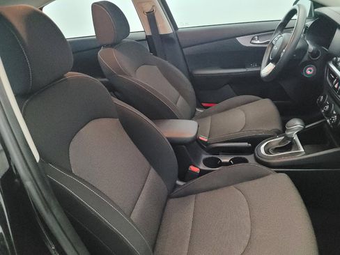 Used 2022 Kia Forte LXS FWD image 21