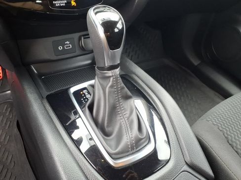Used 2019 Nissan Rogue Sport S AWD/4WD image 8