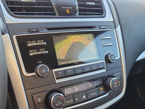 Used 2017 Nissan Altima 2.5 SV FWD image 31