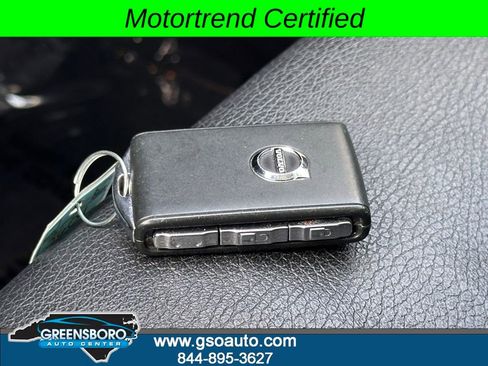 Used 2021 Volvo XC90 T6 Momentum w/ Protection Package image 35