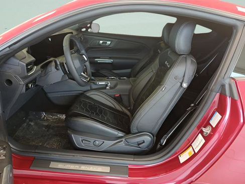 Used 2024 Ford Mustang GT Premium w/ GT Performance Package image 8