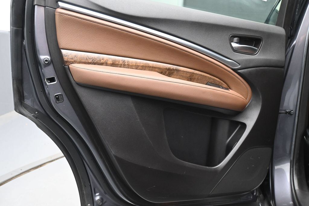 Used 2019 Acura MDX w/ Technology Package AWD/4WD image 20