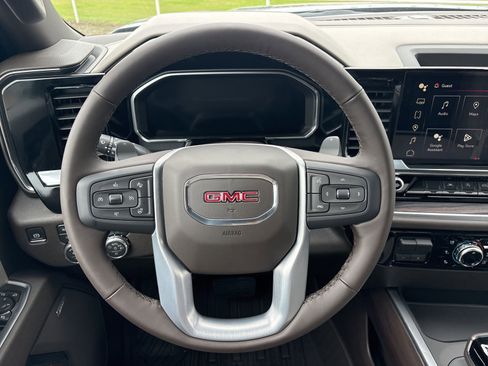 New 2026 GMC Sierra 1500 SLT image 26