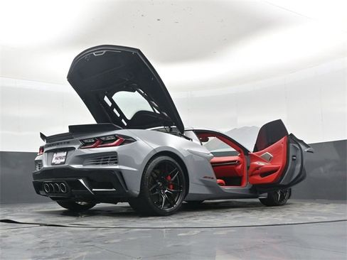 Used 2024 Chevrolet Corvette Z06 image 53