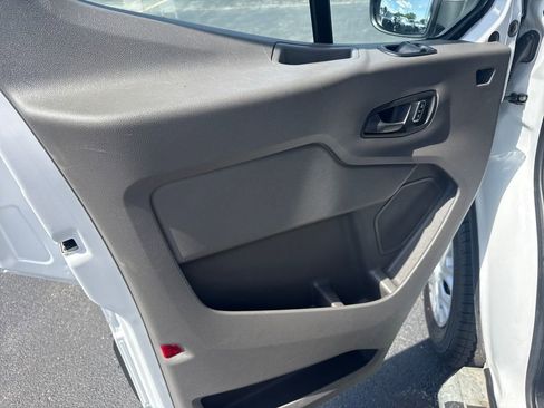 Used 2025 Ford Transit 250 Low Roof w/ Exterior Upgrade Package RWD image 27