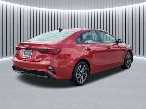 Used 2024 Kia Forte LXS FWD image 6