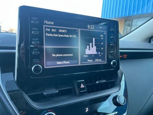 Used 2020 Toyota Corolla LE image 12