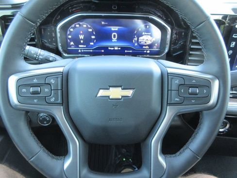 Certified 2024 Chevrolet Silverado 1500 LT AWD/4WD image 26