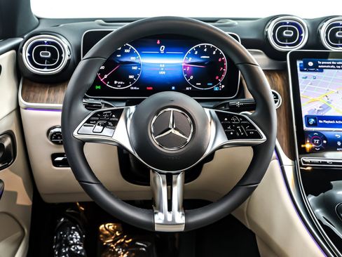 Certified 2025 Mercedes-Benz GLC 300 4MATIC image 19