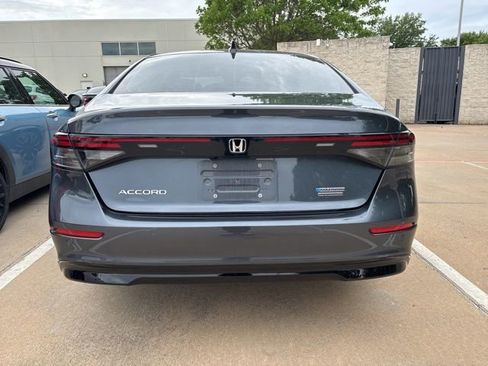 Used 2024 Honda Accord Touring image 5