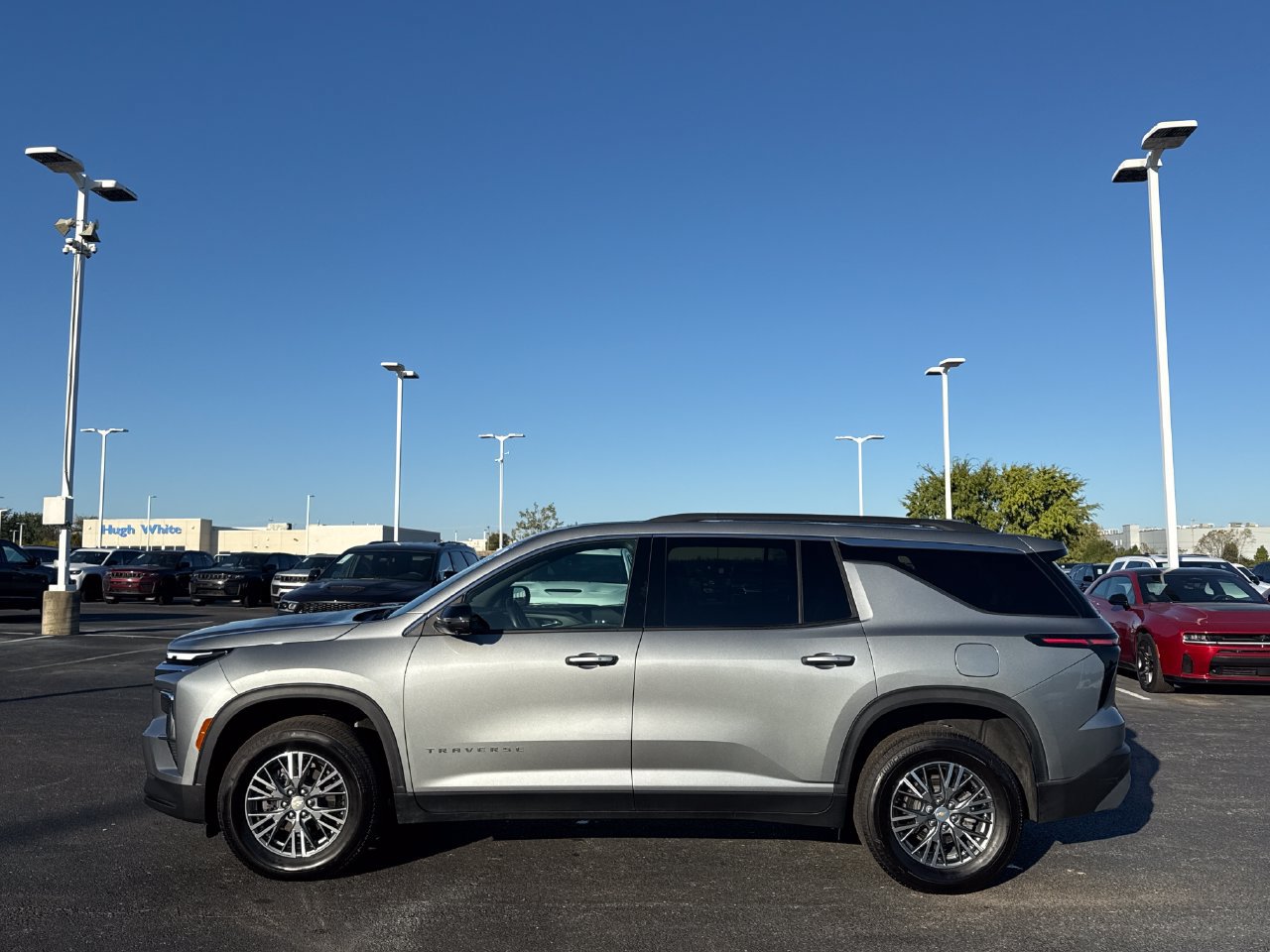 Used 2024 Chevrolet Traverse LT AWD/4WD image 5