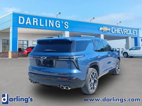 Used 2025 Chevrolet Traverse High Country FWD image 5