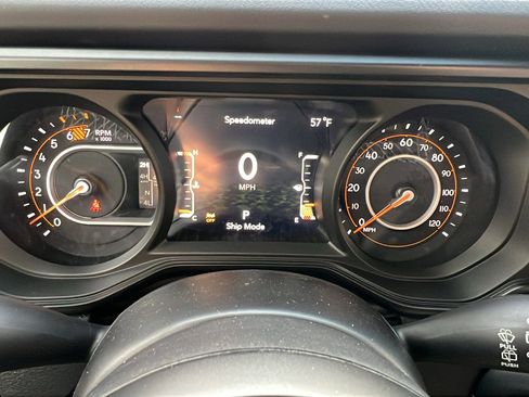 New 2026 Jeep Wrangler Unlimited Rubicon image 25