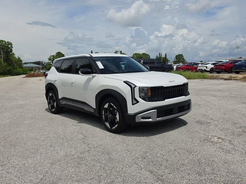 New 2027 Kia Seltos EX FWD image 2