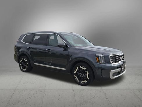 Certified 2023 Kia Telluride S w/ S Sunroof Package AWD/4WD image 8