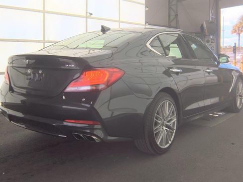 Used 2020 Genesis G70 2.0T RWD image 9