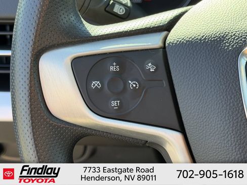 Used 2024 GMC Terrain SLE w/ Driver Convenience Package FWD image 25