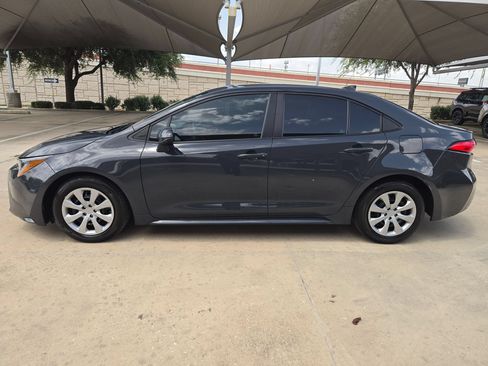 Used 2023 Toyota Corolla LE FWD image 6