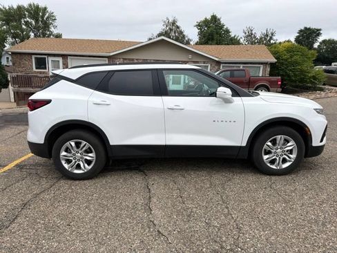Used 2021 Chevrolet Blazer LT AWD/4WD image 9