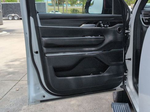 Used 2024 Jeep Grand Wagoneer L Series II w/ Quick Order Packagew 28T AWD/4WD image 7