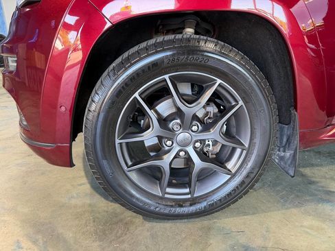 Used 2019 Jeep Grand Cherokee Limited X AWD/4WD image 28