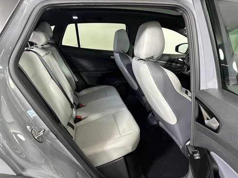 Used 2022 Volkswagen ID.4 Pro S w/ Gradient Package image 27