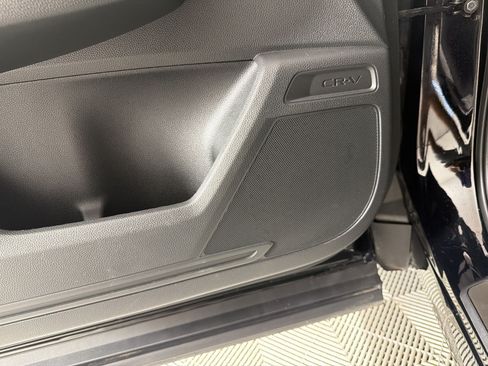 Used 2025 Honda CR-V EX-L image 29