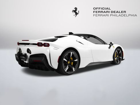Certified 2022 Ferrari SF90 Stradale AWD/4WD image 7