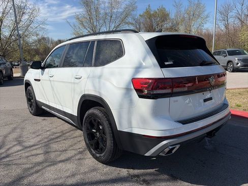 New 2026 Volkswagen Atlas Peak Edition AWD/4WD image 5