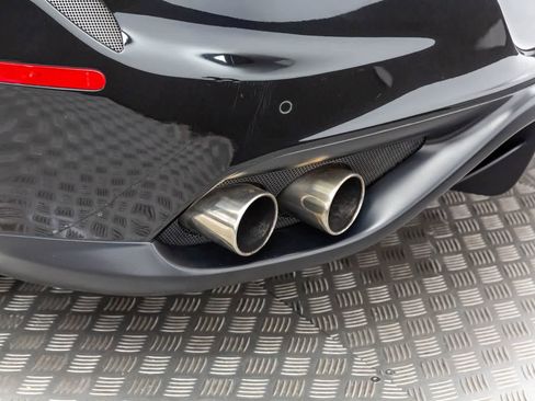 Used 2015 Ferrari FF image 62