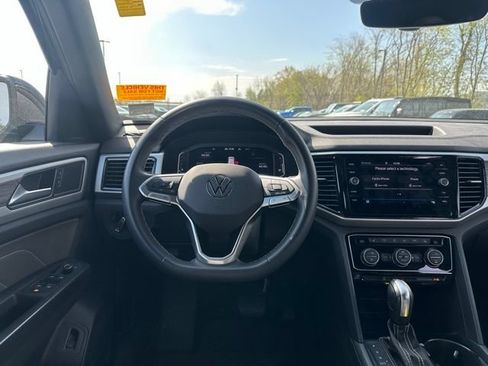 Used 2023 Volkswagen Atlas Cross Sport SE AWD/4WD image 18