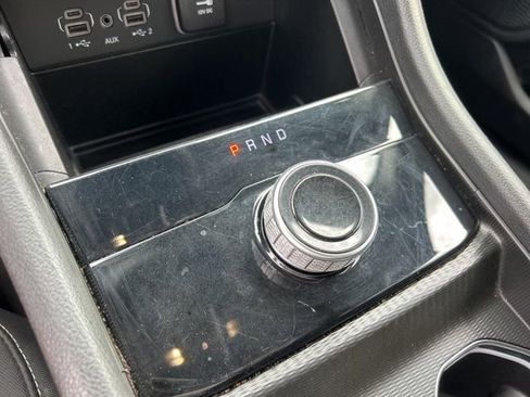 Used 2023 Jeep Grand Cherokee L Laredo image 25