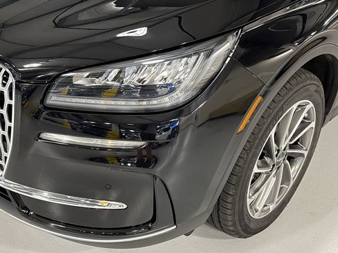 Used 2023 Lincoln Corsair AWD w/ Equipment Group 101A image 7