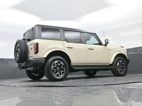 New 2025 Ford Bronco Outer Banks image 19