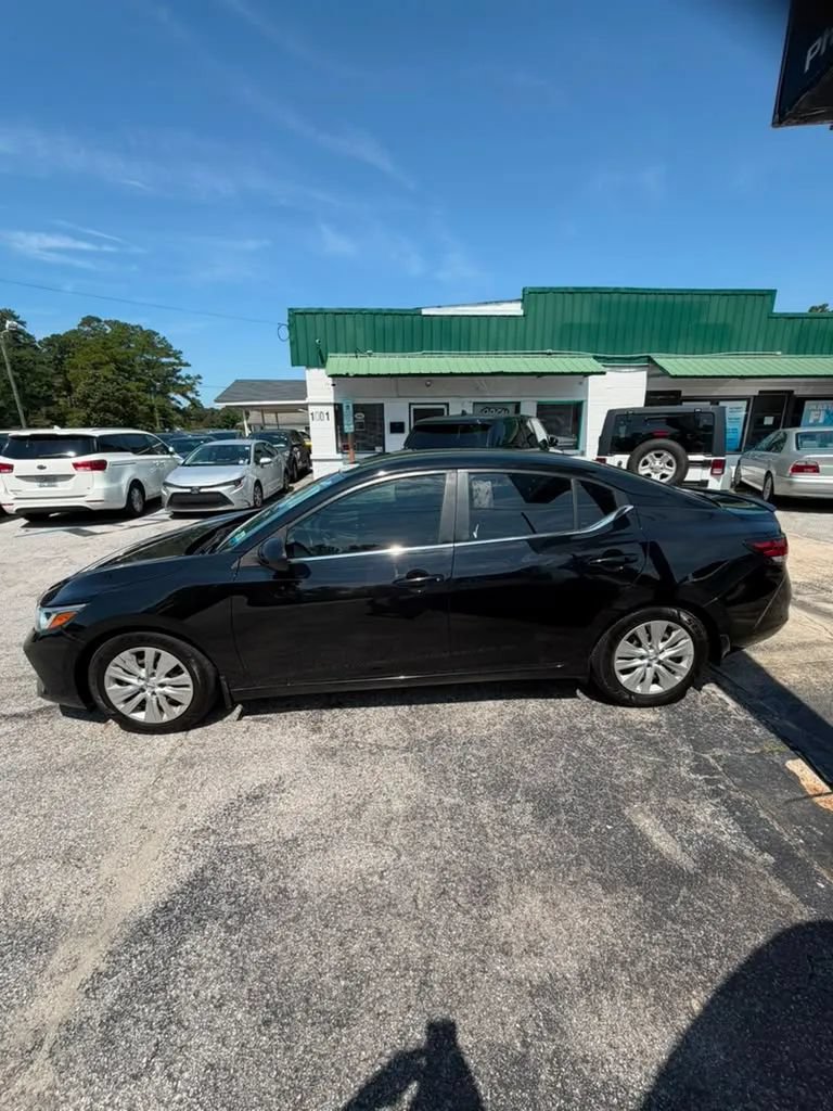 Used 2022 Nissan Sentra S FWD image 3