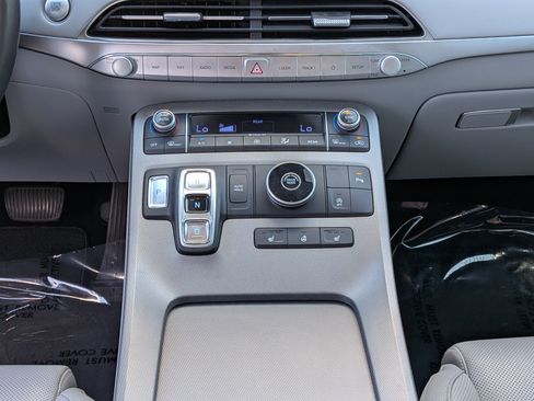 Used 2022 Hyundai Palisade SEL w/ Premium Package FWD image 23