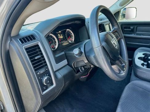 Used 2019 RAM 1500 Express w/ Express Value Package AWD/4WD image 10