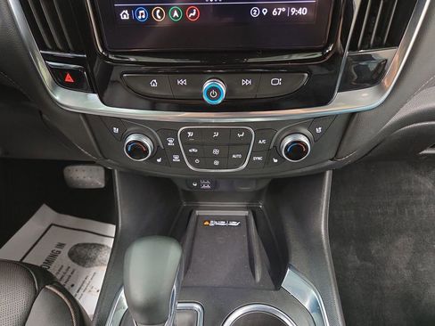 Used 2023 Chevrolet Traverse High Country w/ LPO, Floor Liner Package AWD/4WD image 17