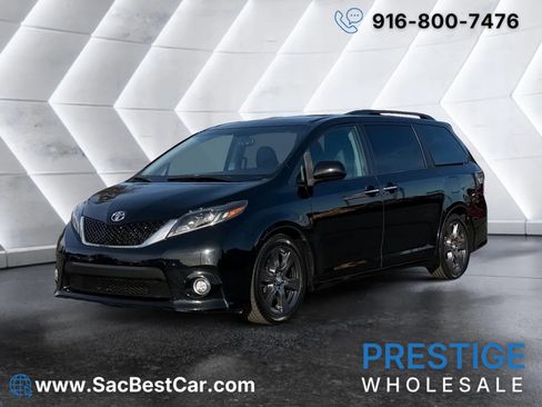 Used 2017 Toyota Sienna SE Premium image 1